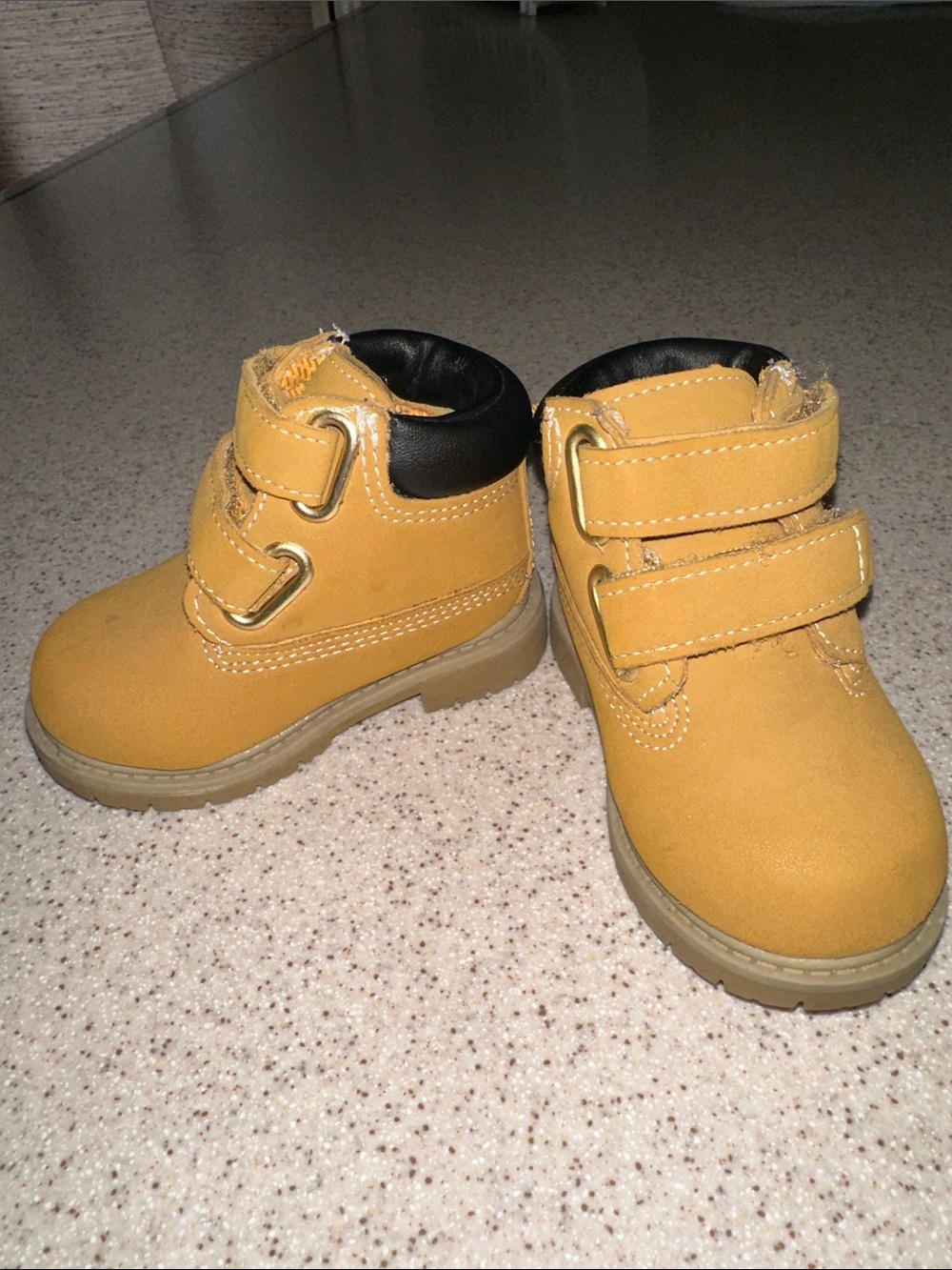Tan Adventure work Boots Baby/Toddker size 3 - Picture 3 of 4